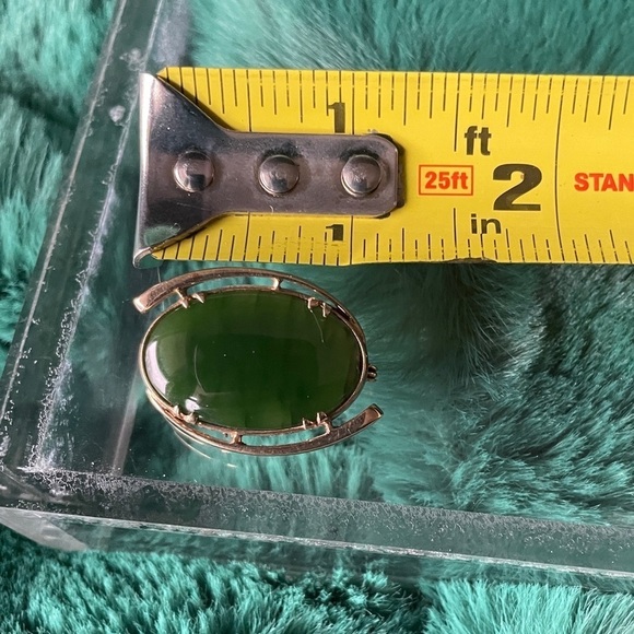 Antique Nephrite Jade 9K Brooch - Picture 8 of 15